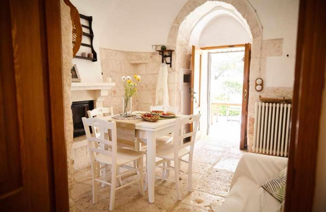 Trulli Azzalema With Exclusive Pool Villa Brindisi Kültér fotó
